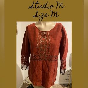 STUDIO M BLOUSE SIZE M, Worn once..